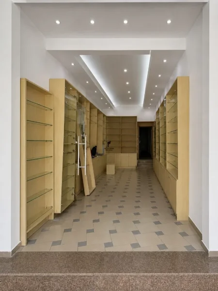 Tirane, jepet me qera dyqan Kati 0, 33 m² 600 € (RRUGA BARDHYL)