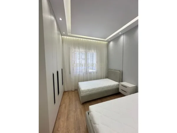 Tirane, shitet apartament 2+1 Kati 1, 104 m² 227.000 € (yzberisht)