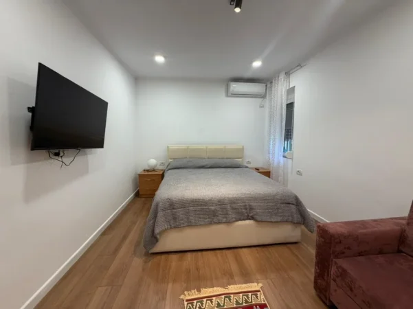 jap me qera apartament 1+1+Ballkon Kati 1, 64 m² 550 € (21 Dhjetori)