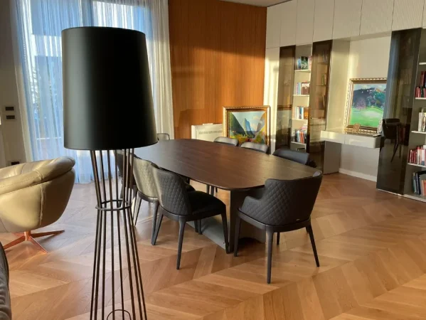 Tirane, shitet Vile 4+1 , 570 m² 1.000.000 € 