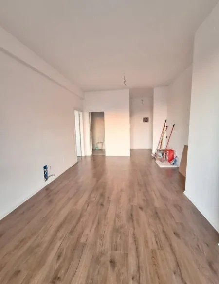 Tirane, shitet apartament 1+1 , 74 m² 255.500 € 
