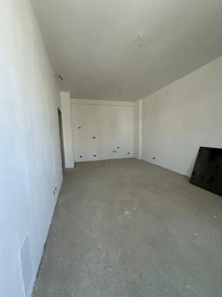 Tirane, shitet apartament 1+1 , 78 m² (TEG)