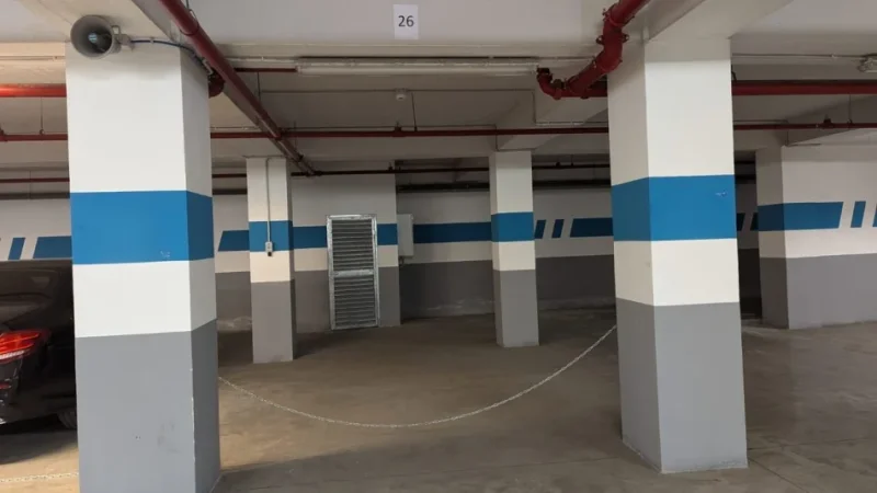 Kavaje, jepet me qera garazh | post parkimi Kati 1, 30 m² 120 € (Garazhd Rruga E Kavajes)