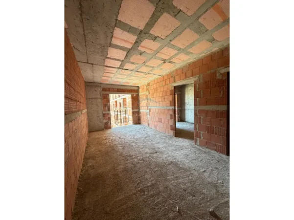 Tirane, shitet apartament 1+1 Kati 6, 61 m² 90.000 € 