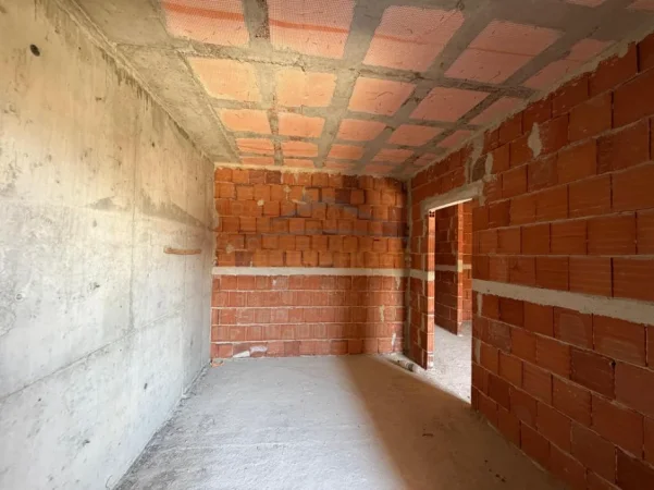 Tirane, shitet apartament 1+1 Kati 6, 61 m² 90.000 € 