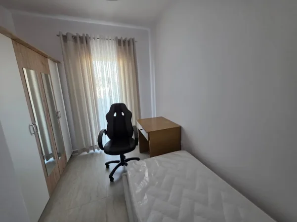 Tirane, jepet me qera apartament 2+1 Kati 3, 90 m² 650 € (Kompleksi Aura ,rruga Dritan Hoxha)