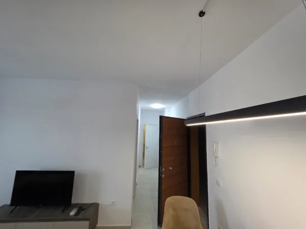 Tirane, jepet me qera apartament 2+1 Kati 3, 90 m² 650 € (Kompleksi Aura ,rruga Dritan Hoxha)