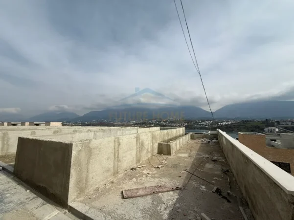 Tirane, shitet Vile , 450 m² 475.000 € 