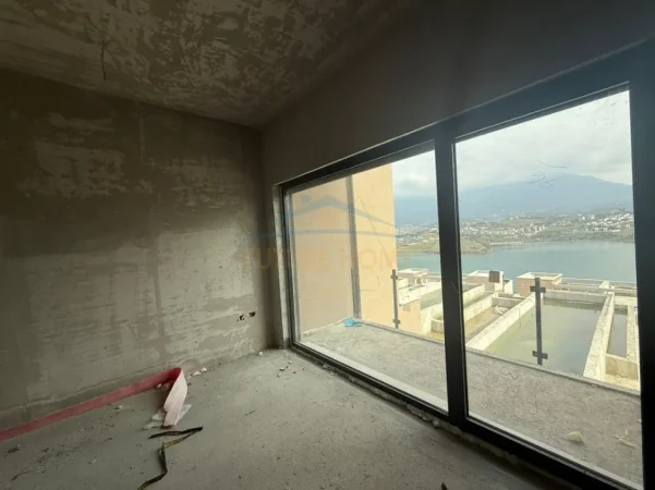 Tirane, shitet Vile , 450 m² 475.000 € 