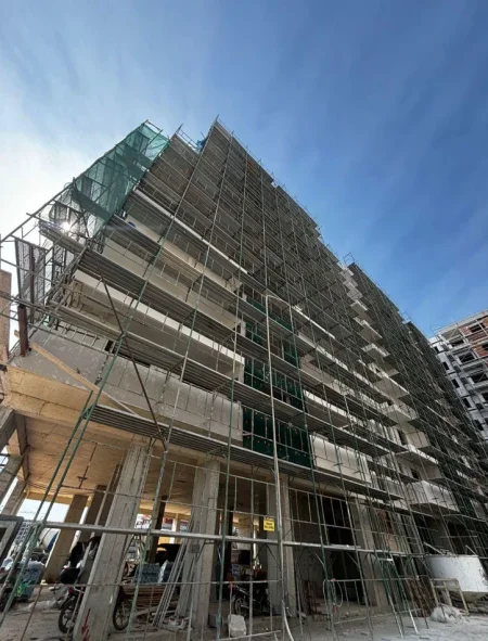 Tirane, shitet apartament 1+1 Kati 1, 77 m² (SPACE CITY)