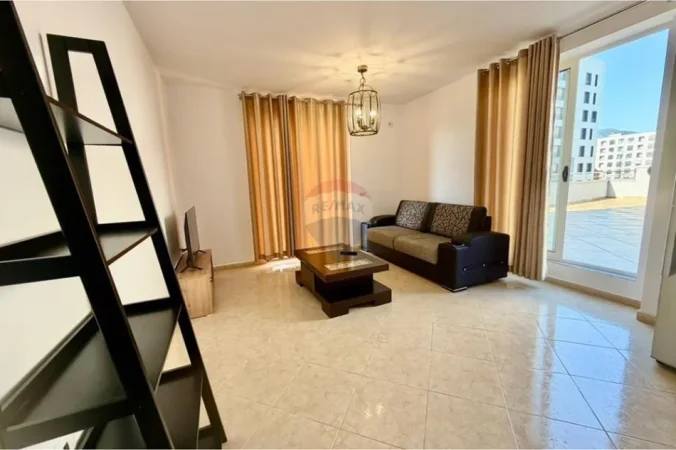 Tirane, jepet me qera apartament 1+1 , 95 m² 500 € (Jordan Misja)
