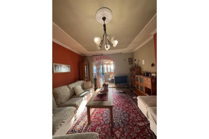 Tirane, jepet me qera apartament 2+1+Ballkon , 90 m² 500 € 