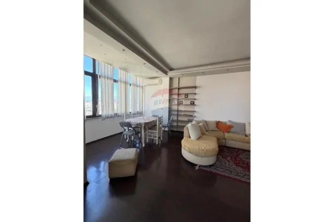 Tirane, jepet me qera apartament 2+1 Kati 6, 115 m² 600 € 