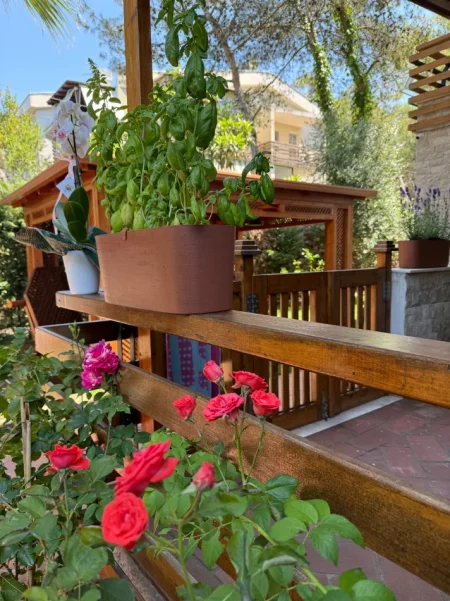 Qerret, jepet me qera apartament+verande | Penthouse Kati 0, (Kompleksi Turistik LAGUNA BLU - Qerret)