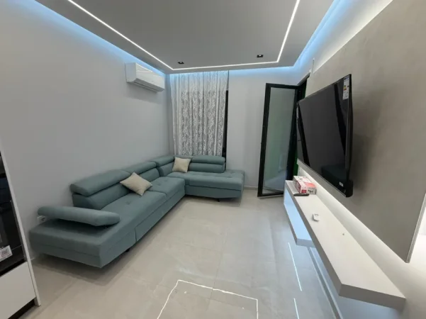 Tirane, shitet apartament 1+1 Kati 5, 55 m² 155.000 € (5 MAJI)
