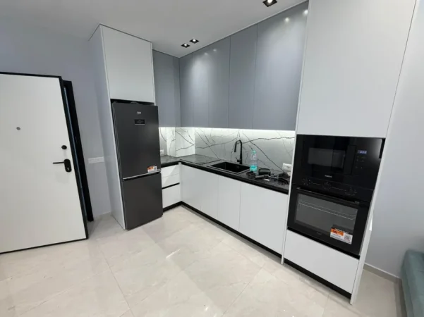 Tirane, shitet apartament 1+1 Kati 5, 55 m² 155.000 € (5 MAJI)