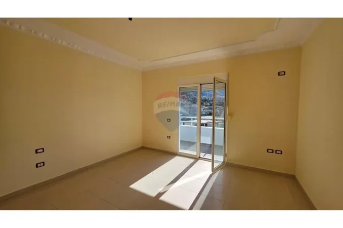 Vlore - Lungomare, shitet garsonier 1+1 Kati 4, 40 m² 79.000 € (Lungomare, Vlorë)