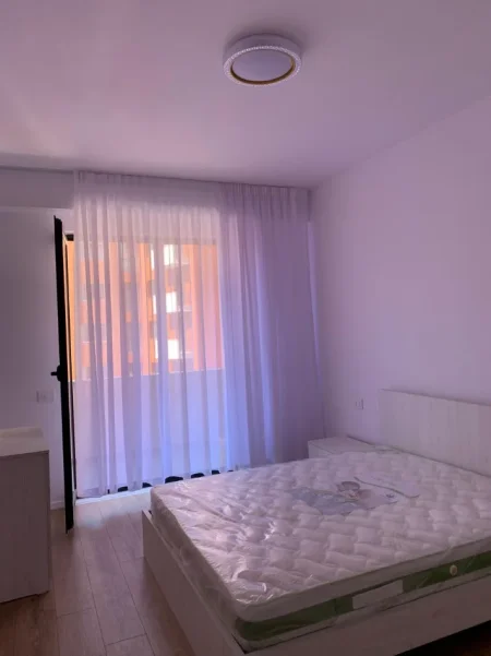 Tirane, jepet me qera apartament 1+1 Kati 5, 55 m² 450 € (Astir)