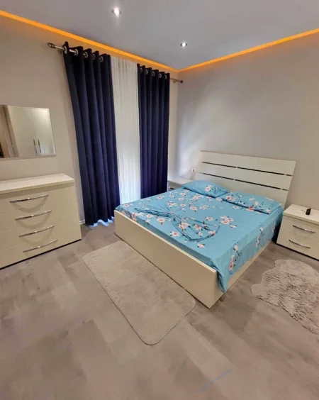Tirane, jepet me qera apartament 2+1 Kati 5, 111 m² 800 € (Rruga Kongresi i Manastirit)