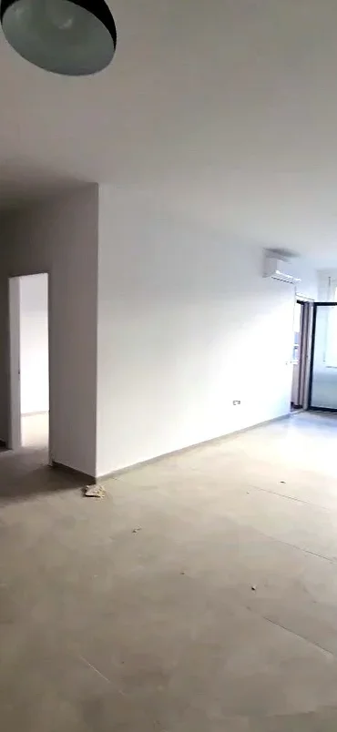 Tirane, shes apartament 2+1+Aneks+Ballkon Kati 1, 115 m² 160.000 € (Rr. Ali Shefqeti)