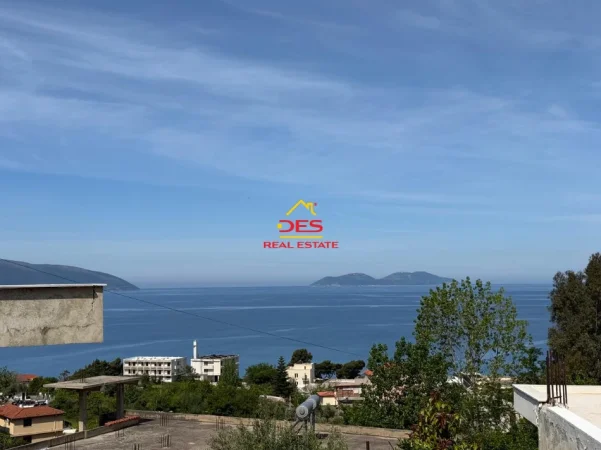Vlore, shitet Vile Kati 0, 209 m² 230.000 € (Rruga Dhimitër Konomi)