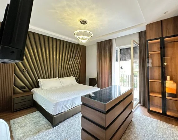 Tirane, jepet me qera apartament 2+1 Kati 2, 90 m² 1.300 € 