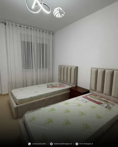 Tirane, jap me qera apartament 2+1+Aneks+Ballkon , 101 m² 700 € (Ish Parku)