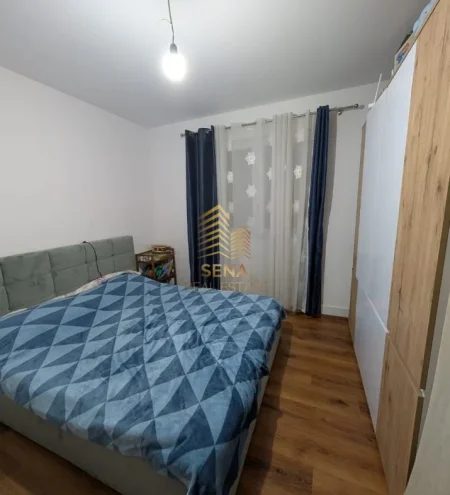 Tirane, shitet apartament 2+1 Kati 3, 75 m² 160.000 € (Rruga e Kavajes)