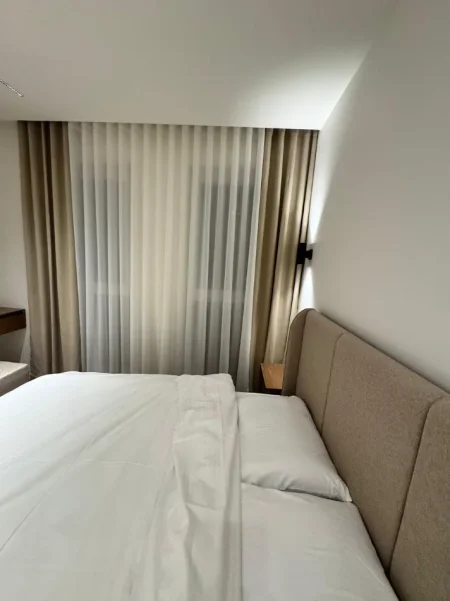 Tirane, jepet me qera apartament 2+1+Ballkon Kati 4, 74 m² 830 € (Rruga Telo Ndini)