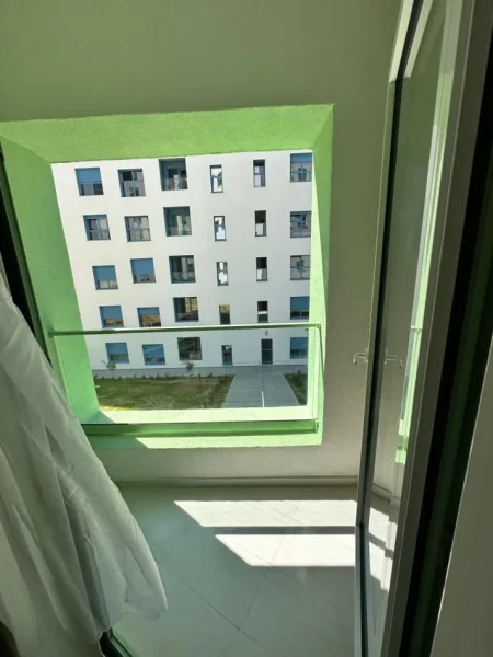 Tirane, jepet me qera apartament 1+1+Ballkon Kati 3, 62 m² 450 € (Kompleksi Kadiu)