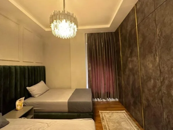Tirane, jap me qera apartament 2+1 Kati 1, 90 m² 1.300 € (TEG)
