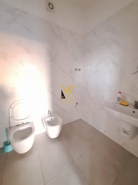 Tirane, shitet apartament 1+1+Ballkon Kati 6, 73 m² 258.000 € (RRUGA E KOSOVAREVE)