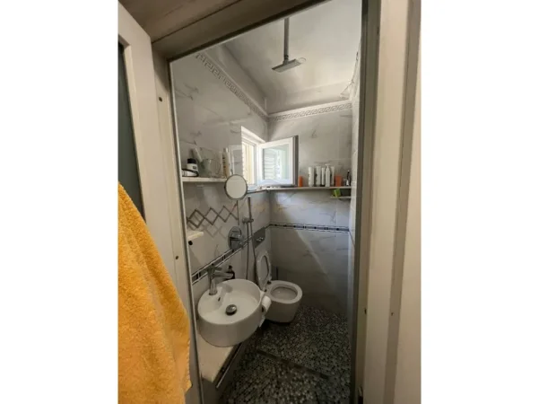 Tirane, shitet apartament 3+1+Ballkon Kati 3, 126 m² 305.000 € (Komuna e Parisit)