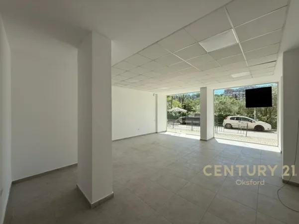 Tirane, shitet ambjent biznesi Kati 0, 67 m² 