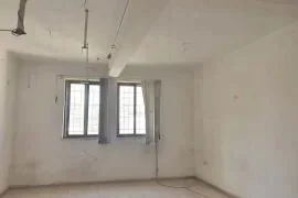 Tirane, jepet me qera ambjent biznesi Kati 1, 35 m² 250 € (Mullet)