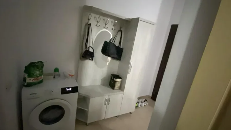 Tirane, jepet me qera apartament 1+1 Kati 2, 70 m² 500 € (Maji)