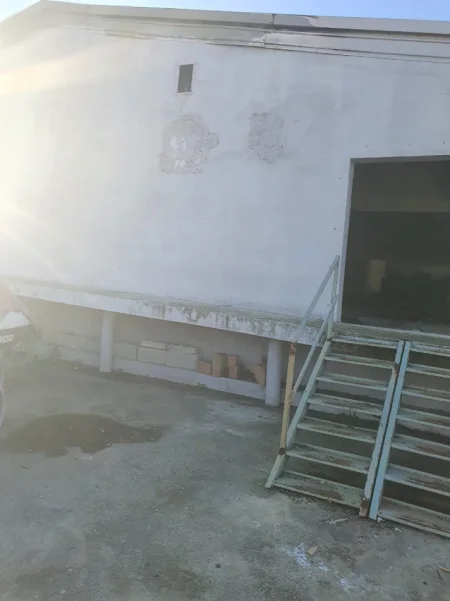 Durres, shitet magazine , 2.103 m² 900.000 € (Xhafzotaj)
