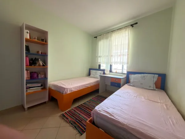 Tirane, shitet apartament 2+1 Kati 5, 95 m² 185.000 € (Astir)