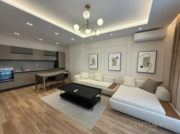 Tirane, jepet me qera apartament 2+1+Ballkon Kati 4, 106 m² 900 € 