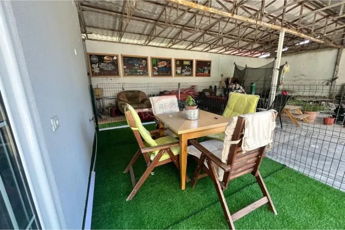 Vlore, jepet me qera shtepi 1+1 Kati 0, 72 m² 300 € (Babice e Madhe, Vlore)