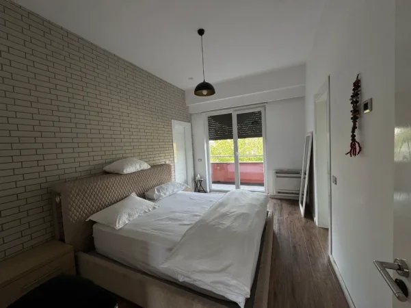 Tirane, shitet apartament 2+1+Aneks+Ballkon Kati 3, 144 m² 900.000 € (Liqeni Artificial)