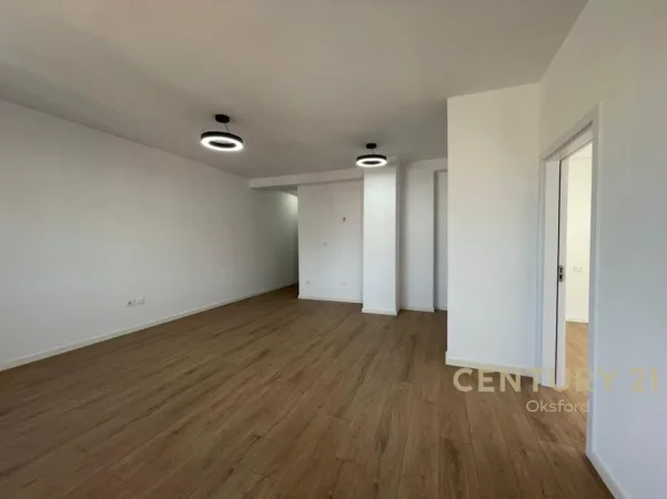 Tirane, jepet me qera apartament Kati 3, 175.000 € 