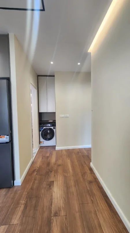 Tirane, shitet apartament 1+1 Kati 3, 57 m² 158.000 € (Mine Peza)