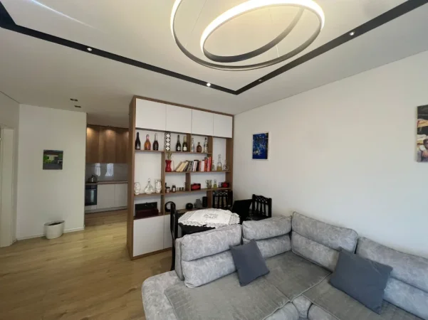 Tirane, shitet apartament 2+1 Kati 3, 110 m² 270.000 € (Ali Demi)