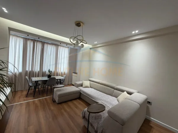Durres, shitet apartament 1+1 Kati 8, 60 m² 119.000 € (Plazh Florida)