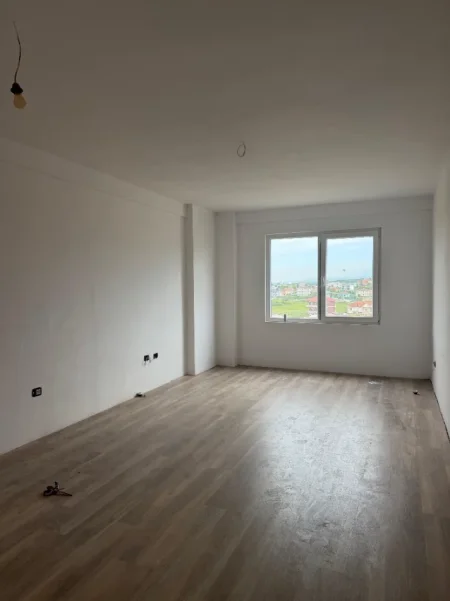 Apartament 2+1 Okazion Në Shitje në Paskuqan