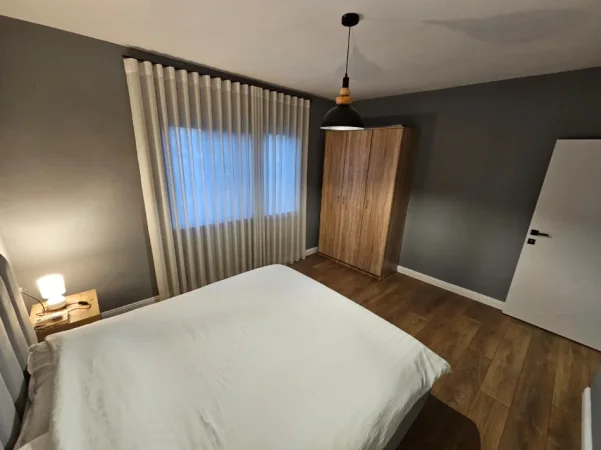 Tirane, shitet apartament 1+1 Kati 5, 55 m² 144.000 € (Selvia)