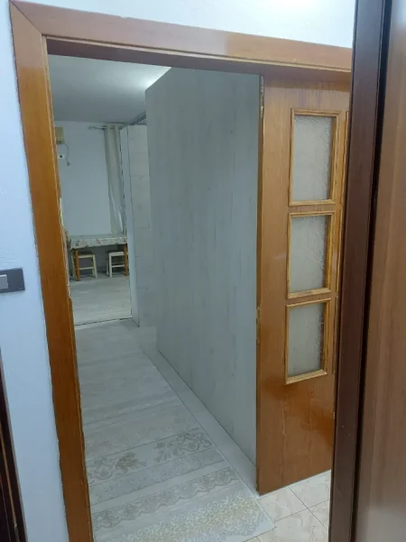 Tirane, jepet me qera apartament 1+1 Kati 11, 70 m² 470 € (Rr.Muhamet Gjollesha)