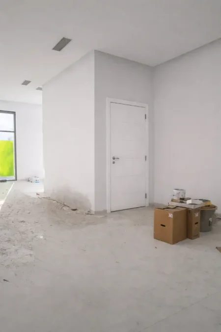 Tirane, jepet me qera ambjent biznesi Kati 0, 95 m² 1.600 € (Rr. Ali Shefqeti)