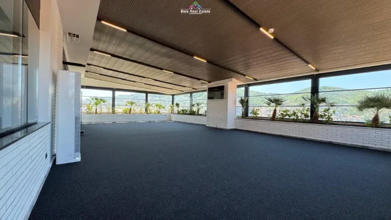 Tirane, jepet me qera zyre Kati 8, 1.000 m² 10.000 € (Spitalit Amerikan 3)